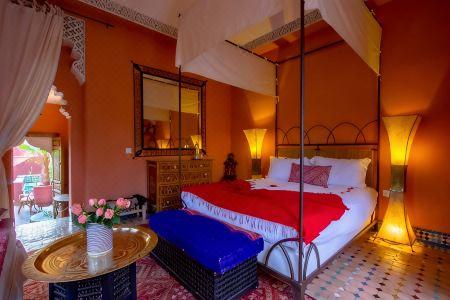 Riad Kaiss by Anika - 23
