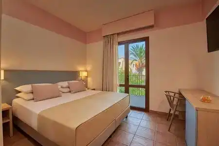 Resort Serenusa Village - 2