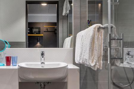 Holiday Inn - the niu, FURY ASCHHEIM MESSE by IHG - 86