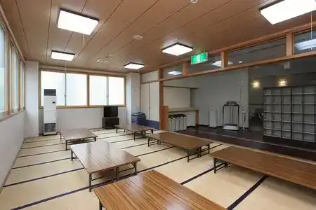 Yuyado Kuttari Onsen Lake Inn - 5