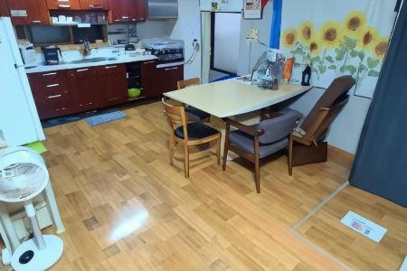Appletree Guesthouse - 9