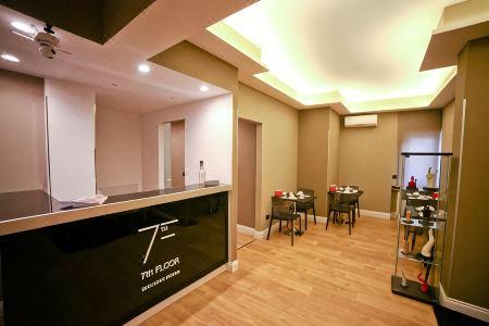 Bed&Breakfast 7th Floor Suite - 8