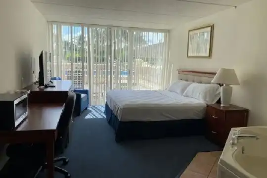 Miami Gardens Inn & Suites - 50