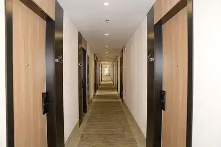 GreenTree Inn Shanghai Dabaishu Business - 9