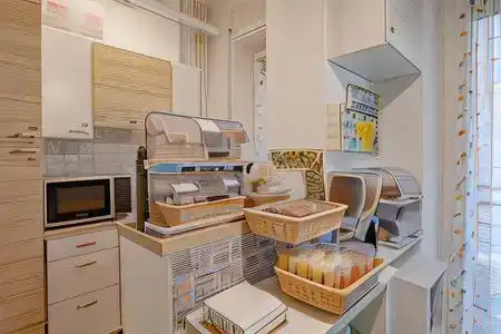 Damiani & Sister Guest House - 2