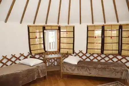 Happy Nomads Yurt Camp & Hostel - 6