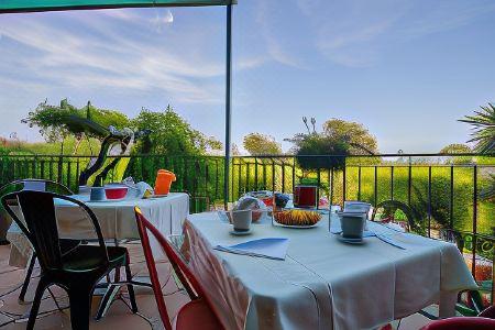 Villa Rocla Guest House - 7