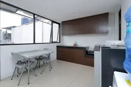 RedDoorz Plus near Plaza Indonesia - 7
