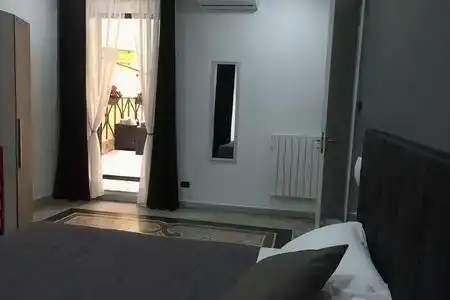 MB95 Mezzocannone Luxurious B&B - 5