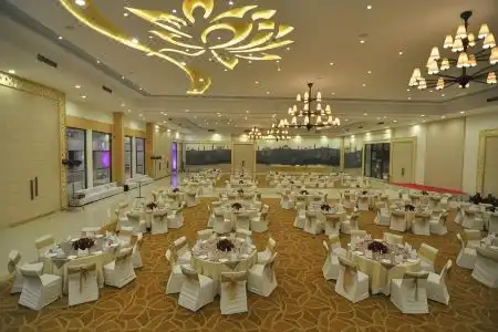 KK Royal & Convention Centre - 5