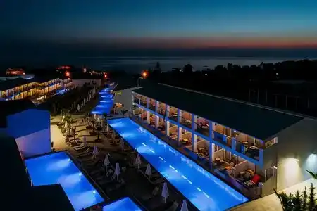 Caretta Paradise Resort & WaterPark - 0