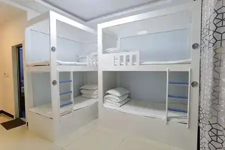 Longxin Youth Hostel - 3