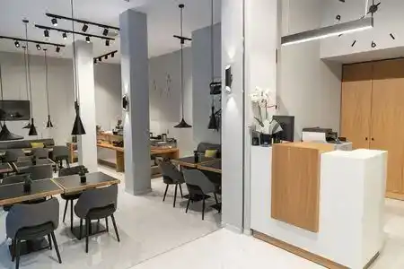 Grand Port Suites Thessaloniki - 4