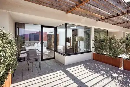 Haller Suites Restaurant - 6