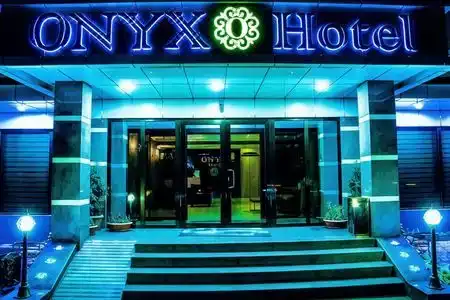 Onyx - 0