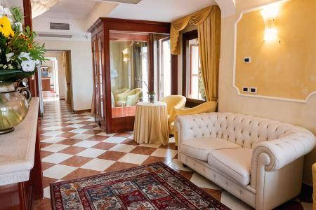 Russo Palace - 7