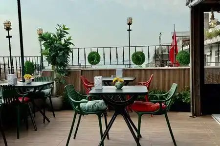 Istanbul Holiday - 0