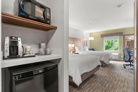 Holiday Inn Express & Suites SURREY by IHG - 81