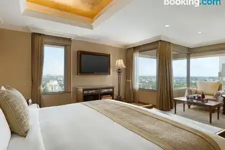 Sule Shangri-La, Yangon - 4