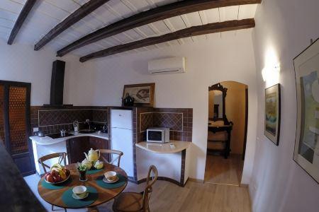 Pantheon Old Suite - 1