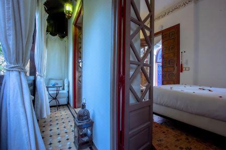 Riad Kaiss by Anika - 50