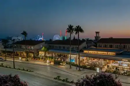 Napa Plaza - 2