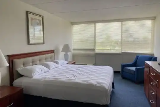 Miami Gardens Inn & Suites - 60