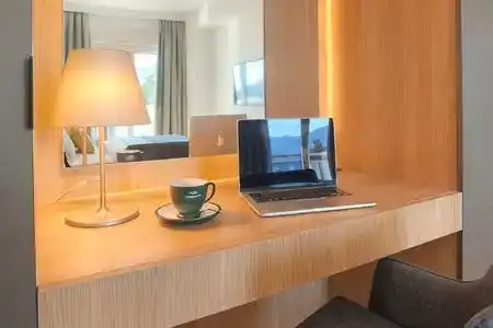 Fontana Seafront Residences - 18