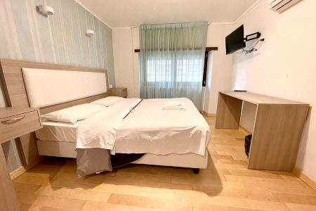 Luciano Laterani Guest House - 47