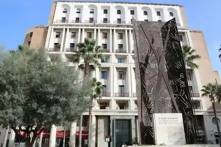 Piazza Carità - 0