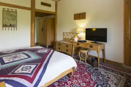 Dunhuang Moshanghua Theme Inn (Dunhuang Mingsha Mountain Crescent Spring Branch) - 92