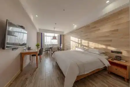 Huayi - 5