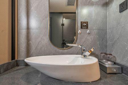 Lijiang Old Town Jinkang Light Luxury - 33