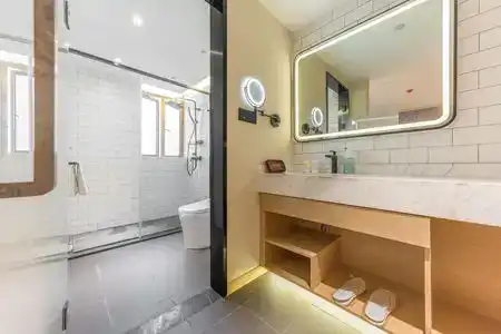 Qianggie Shanghai Hongqiao Tianshan Store Road Branch - 51
