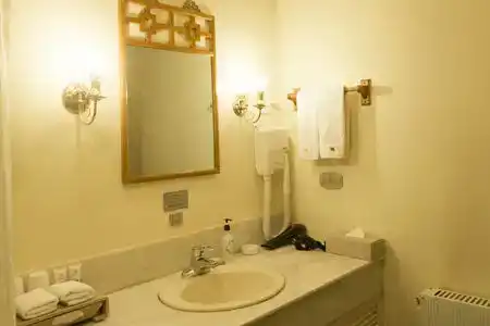 Dunhuang Moshanghua Theme Inn (Dunhuang Mingsha Mountain Crescent Spring Branch) - 23