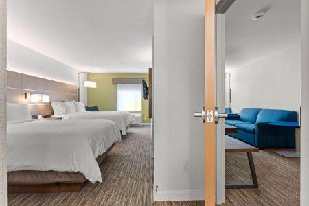 Holiday Inn Express & Suites SURREY by IHG - 71