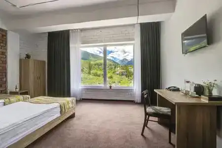 Olive Ala-Archa & SPA - 6