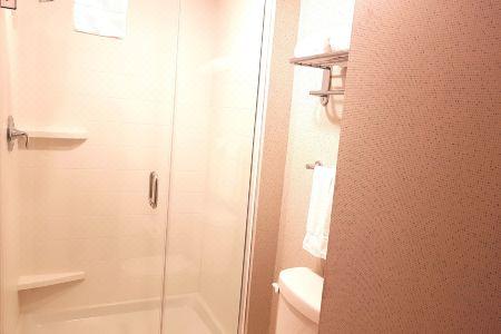 Holiday Inn Express & Suites SURREY by IHG - 62