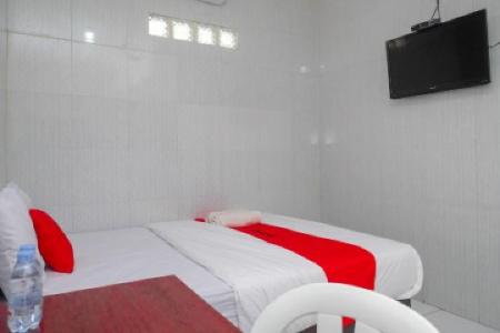 RedDoorz Near Danurejan Malioboro - 9