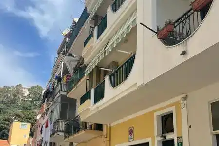 Casa Famiani Bed & Breakfast - 1