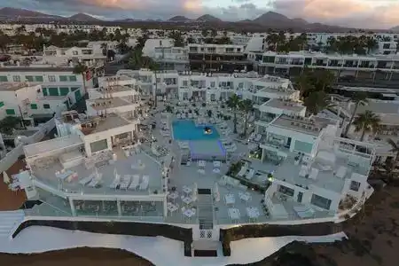 Lani's Suites de Luxe - 1