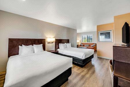 Comfort Inn Boardwalk - 72
