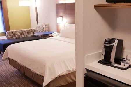 Holiday Inn Express & Suites SURREY by IHG - 37