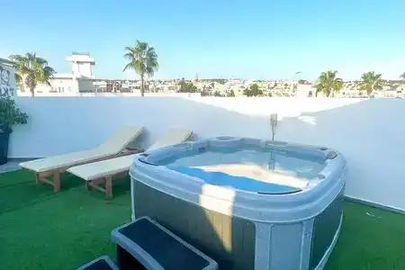 Nissi Avenue Suites - 1