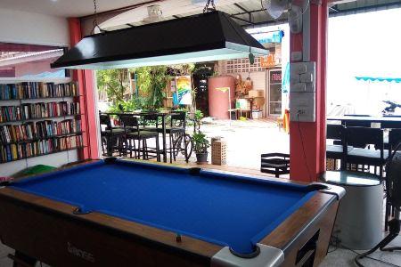 D D Inn Beach Hostel - 10
