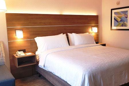 Holiday Inn Express & Suites SURREY by IHG - 49