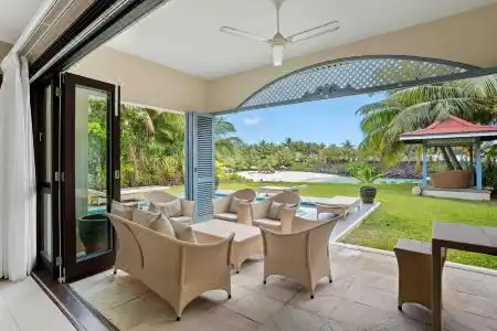 Eden Island Luxury Accommodation - 4