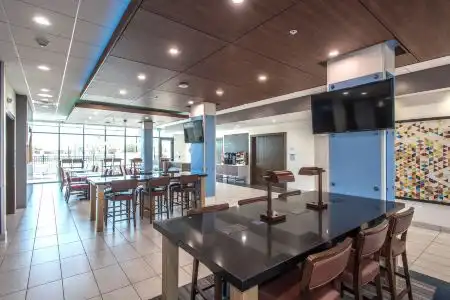 Hampton Inn & Suites Phoenix North/Happy Valley - 6