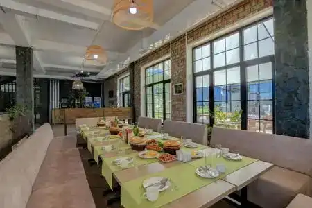 Olive Ala-Archa & SPA - 38