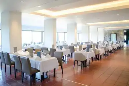 Rodon and Resort - 9